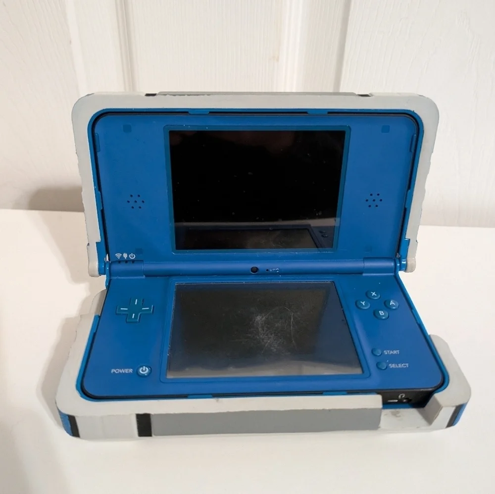 Nintendo DS XL Blue Nerf Case Stylus Game No Charger